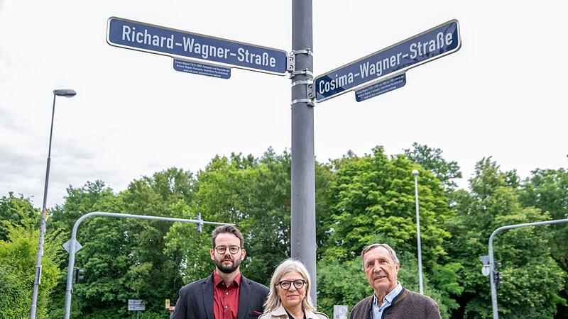 Zusatzbeschilderung f&uuml;r historisch belastete Stra&szlig;ennamen