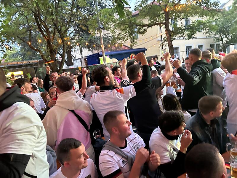 Fußball-EM: Public Viewing in CoburgFußball-EM 2024: So feiert Coburg Fußball-EM: Public Viewing in CoburgFußball-EM 2024: So feiert Coburg