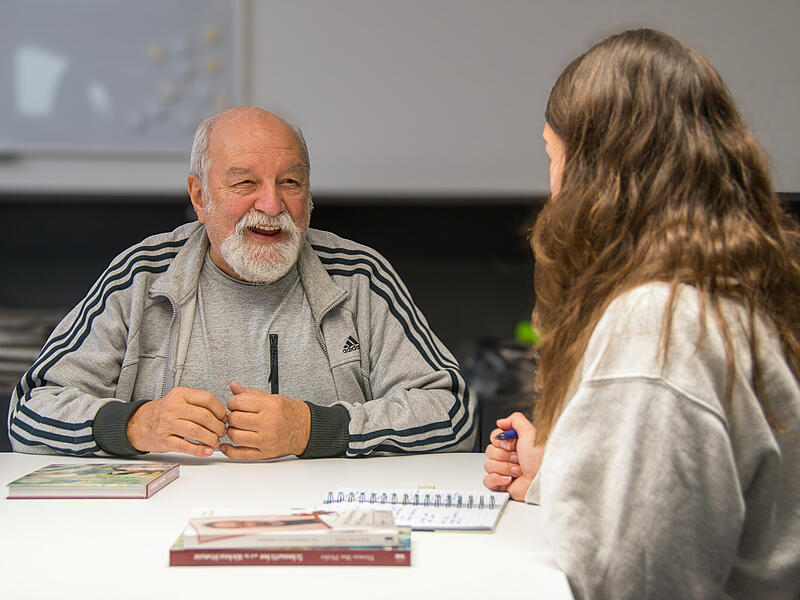 Mac Pfeifer im Interview mit der Saale-Zeitung