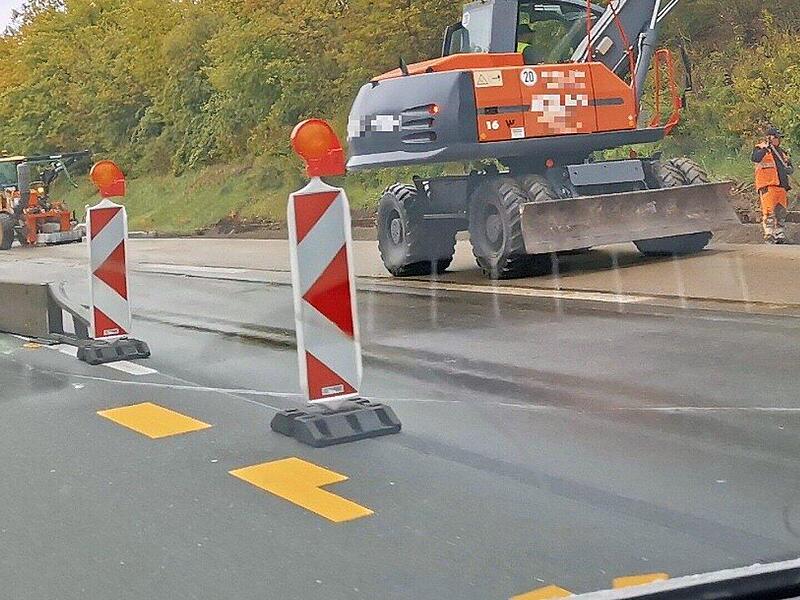 Unfall auf A70 bei Hallstadt: Polizei wendet sich an Öffentlichkeit Autobahn, A73, Baustelle, Sperrung, Sanierung, Bauarbeiten, Straße