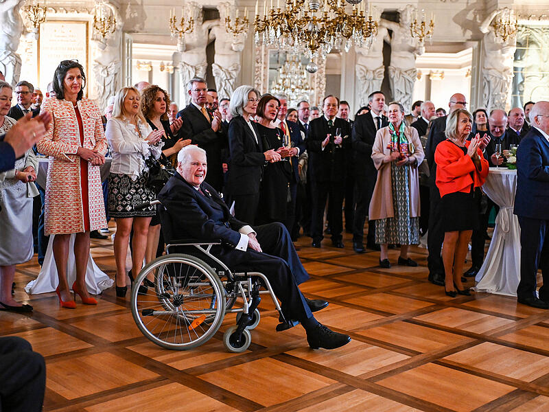 Gro&szlig;er Empfang in Coburg: Mehr als 200 geladene G&auml;ste gratulierten Andreas Prinz von Sachsen-Coburg und Gotha zum 80. Geburtstag.