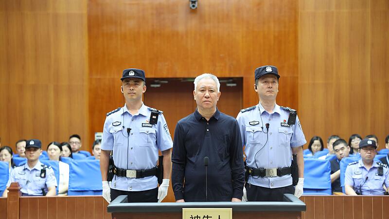 Lebenslange Haft für Evergrande-Gründer Lebenslange Haft für Evergrande-Gründer