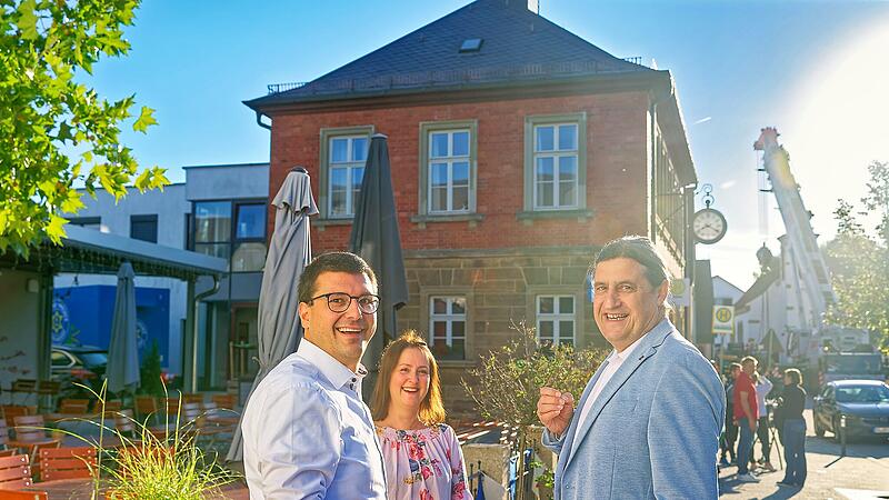 Einhub Br&uuml;cke in GundelsheimEndlich wieder eine Br&uuml;cke in Gundelsheim: viele Fotos