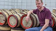 Hofft immer noch auf die Vermittlung einer K&uuml;chenhilfe: Schlenkerla-Chef Matthias Trum. Als Belohnung winken 100 Seidla Rauchbier.