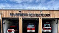 Die Stadt Erlangen wird neben einem Mehrzweck- und einem Hilfeleistungs-Löschgruppenfahrzeug demnächst einen Schlauchwagen für Katastrophenschutz in Dechsendorf stationieren. Die Wache besticht durch die Funktionalität, aber auch das Aussehen.