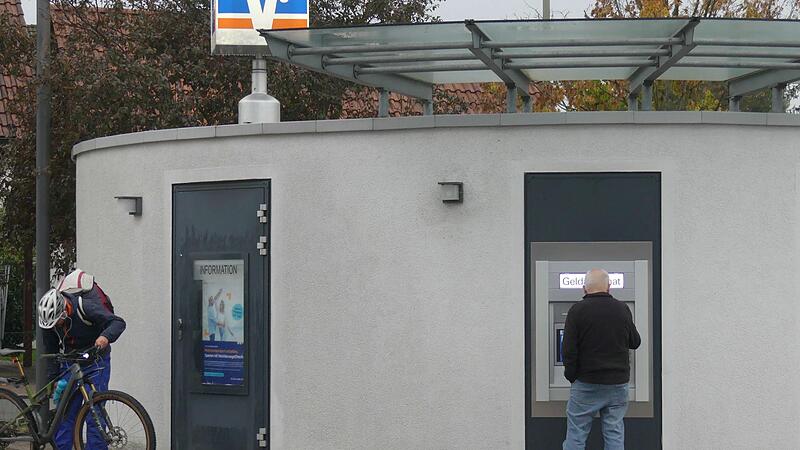 Cash-In" der Raiffeisenbank Heßdorf Cash-In" der Raiffeisenbank Heßdorf