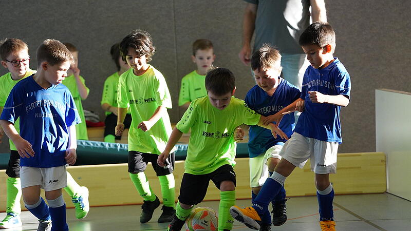 Hallenfu&szlig;ball in der Region