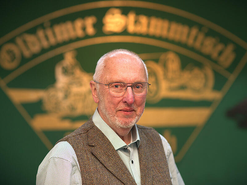 Walter Schaller geh&ouml;rt mit 75 Jahren selbst nicht zum alten Eisen.