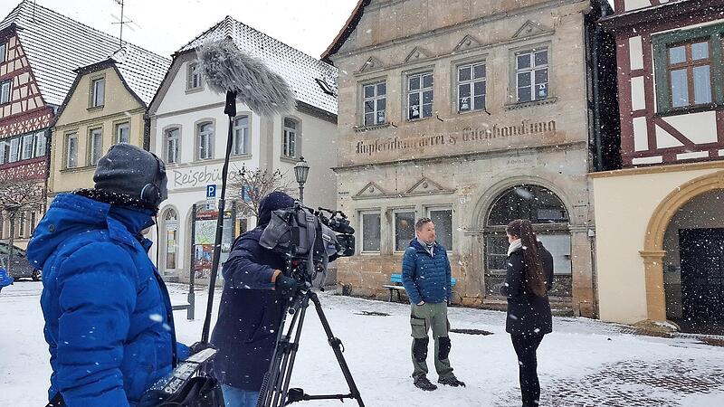 Bernd Ziegler stand dem TV-Team von RTL am Dienstag Rede und Antwort. Bernd Ziegler stand dem TV-Team von RTL am Dienstag Rede und Antwort.