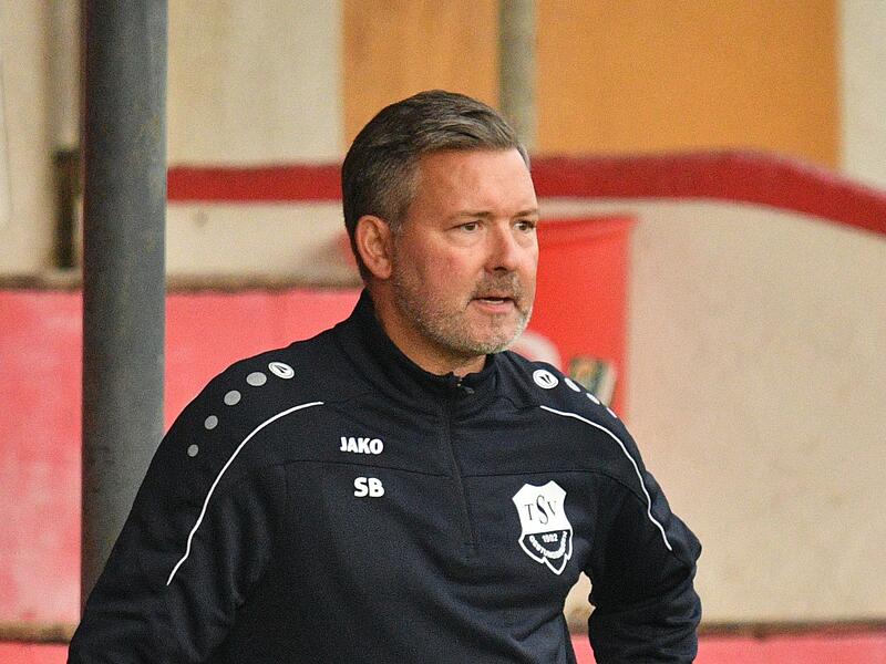 Stefan Bergmann bleibt ein weiteres Jahr Trainer beim TSV Gestungshausen.