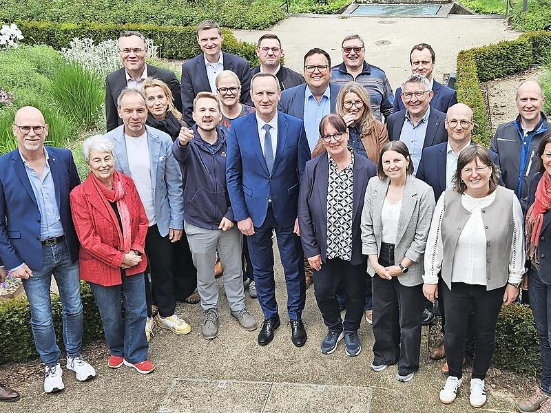 Der neu gew&auml;hlte Steuerkreis.