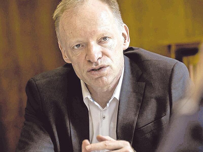 &bdquo;B&uuml;rokratie bremst heute vor allem das Wachsen von Unternehmen, gar nicht mal so sehr das Gr&uuml;nden&ldquo;, sagt Ifo-Chef Clemens Fuest.