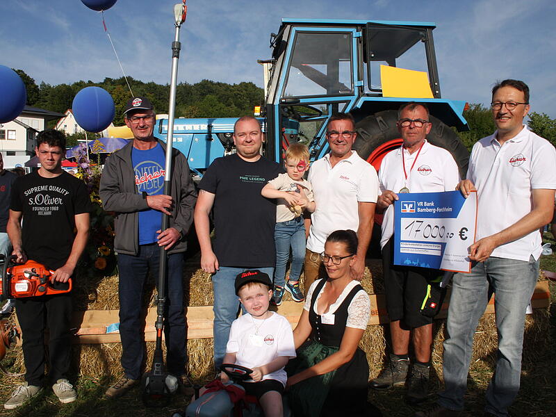 Das inzwischen 10. Eichertreffen der Eicherfreunde in Affalterthal wurde am Wochenende mit einem Besucheransturm von rund 3000 Schaulustigen zu einem wahren Volksfest in dem kleinen Egloffsteiner Ortsteil.