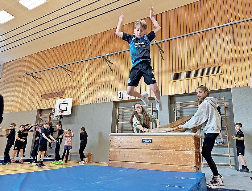 Eine Winterolympiade fand an der Jakob-Kaiser-Realschule statt. Eine Winterolympiade fand an der Jakob-Kaiser-Realschule statt.