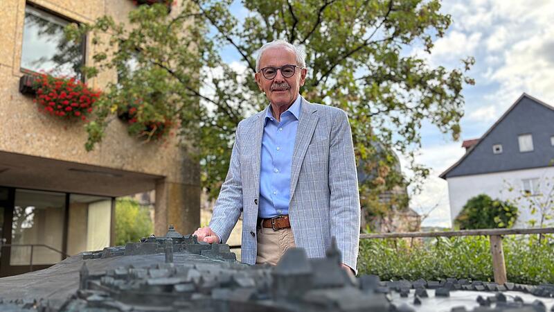 Manfred Raum war von 1990 bis 2008 erster Bürgermeister der Stadt Kronach. Jetzt wird ihm die Ehrenbürgerschaft verliehen. Manfred Raum war von 1990 bis 2008 erster Bürgermeister der Stadt Kronach. Jetzt wird ihm die Ehrenbürgerschaft verliehen.