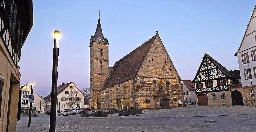 Die Kirche St. Kilian in Hallstadt.