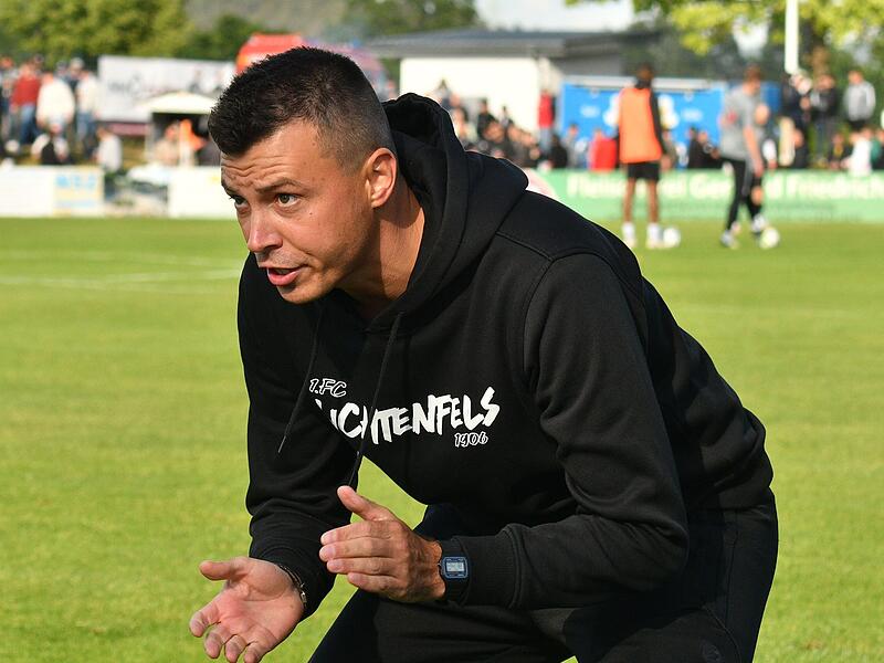 FCL-Trainer Stefan Dietz vor dem offensivstarken Gegner aus Aschaffenburg gewarnt. FCL-Trainer Stefan Dietz vor dem offensivstarken Gegner aus Aschaffenburg gewarnt.