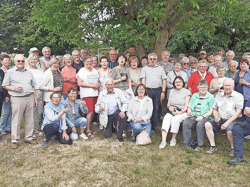 Die Reisegruppe auf großer Fahrt. Die Reisegruppe auf großer Fahrt.
