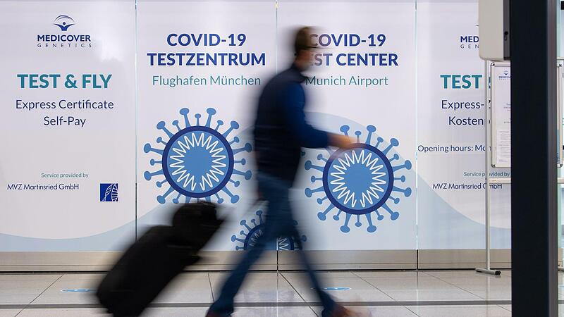 Wer in den Herbstferien in den Urlaub fliegen will, sollte sich genau über die Bestimmungen in seinem Zielland informieren. Wer in den Herbstferien in den Urlaub fliegen will, sollte sich genau über die Bestimmungen in seinem Zielland informieren.