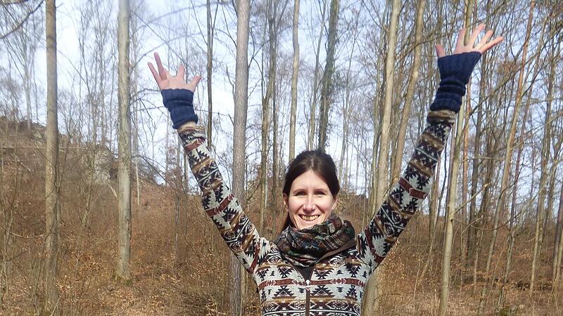 Waldbademeisterin Christina Haas im Wald in AktionForchheim & Fr&auml;nkische Schweiz