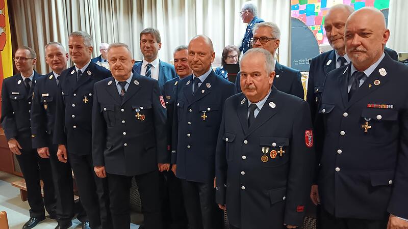 Die Geehrten f&uuml;r 40 Jahre aktiven DienstForchheim & Fr&auml;nkische Schweiz