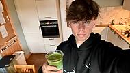 FT-Reporter David Hetzner trinkt auch zuhause gelegentlich Matcha Latte.