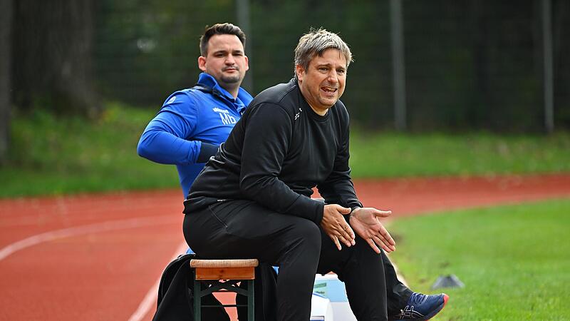 Christian Breunig (rechts) k&uuml;mmerte sich zuletzt sechs Jahre lang um die U19 des W&uuml;rzburger FV. Ab Sommer hat er beim FC Sand das Sagen.