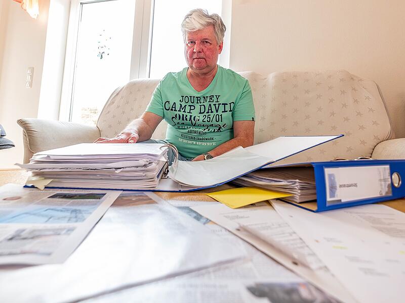 Der Rechtsstreit und seine Folgen füllen Ordner. Am Ende gab die Familie nach. Der Rechtsstreit und seine Folgen füllen Ordner. Am Ende gab die Familie nach.