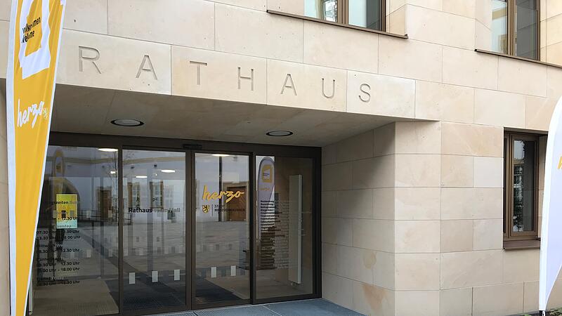 Wer zieht hier nach der Kommunalwahl 2026 ein? Die Parteien in Herzogenaurach positionieren sich bereits.