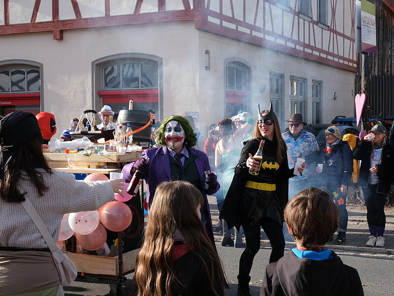 Faschingsumzug Kirchehrenbach 2025Faschingsumzug Kirchehrenbach 2025 Faschingsumzug Kirchehrenbach 2025Faschingsumzug Kirchehrenbach 2025
