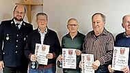 Ehrungen von links: Vorsitzender Johannes Heim, Ewald Kiesel, Bernd Wilm, Peter B&ouml;tsch und Egon Hehn.