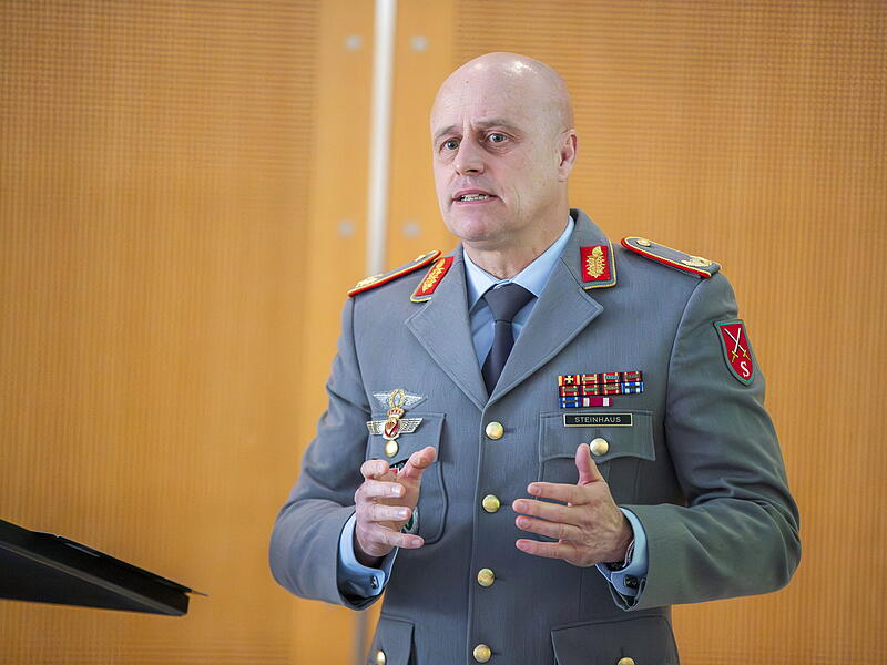 Bundeswehr-General Andreas Steinhaus, Kommandeur der Infanterieschule in Hammelburg.
