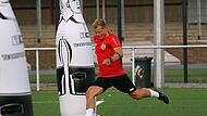Am Samstag werden die Gegner von Leon Holzheid sicher beweglicher agieren, als die Trainingspuppe auf dem Kunstrasenplatz des FC Lichtenfels. Am Samstag werden die Gegner von Leon Holzheid sicher beweglicher agieren, als die Trainingspuppe auf dem Kunstrasenplatz des FC Lichtenfels.