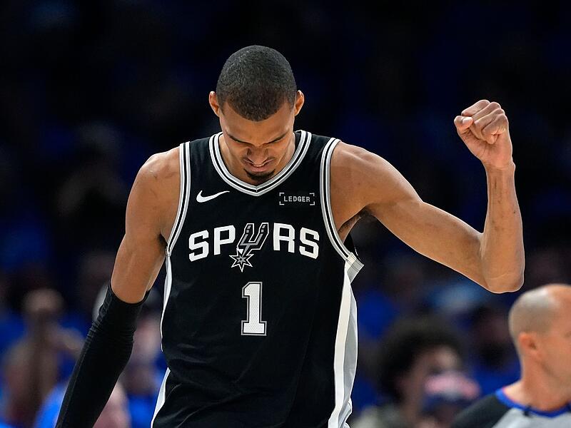 Oklahoma City Thunder - San Antonio Spurs Oklahoma City Thunder - San Antonio Spurs