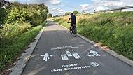 Flurweg an der B4 bei Untersiemau Flurweg an der B4 bei Untersiemau