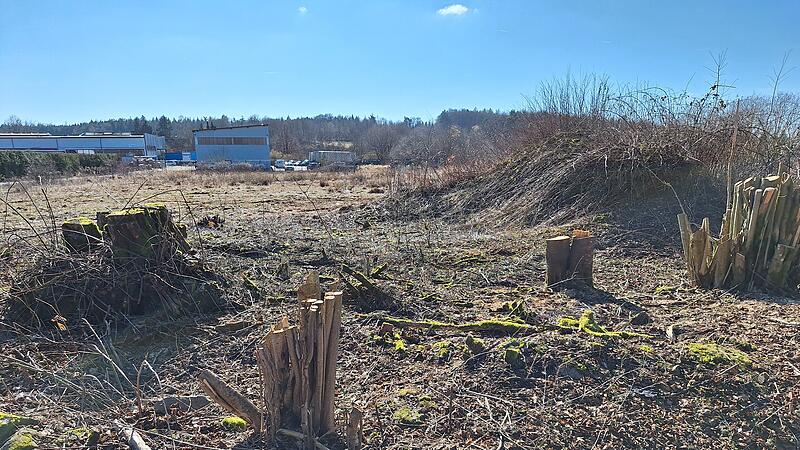 Betrieb für Gewerbegebiet Volkers: auch Wohnen möglich Betrieb für Gewerbegebiet Volkers: auch Wohnen möglich