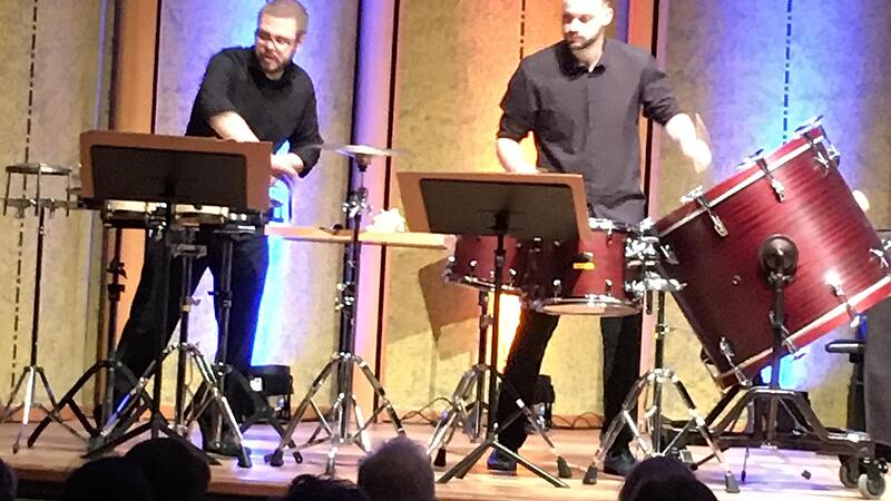 Tim Weidig und Philipp Mohr beim Kissinger Winterzauber im Rossini Saal. Tim Weidig und Philipp Mohr beim Kissinger Winterzauber im Rossini Saal.