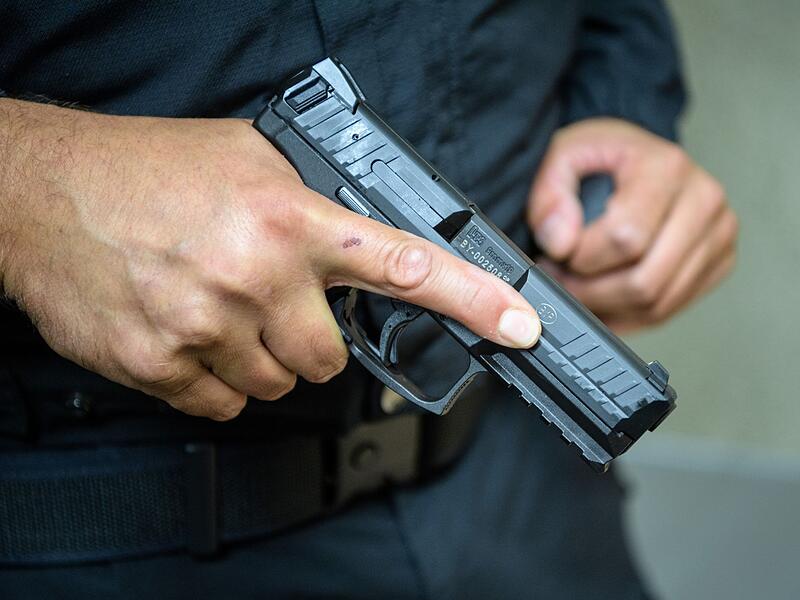 Dienstpistole der Polizei Bayern