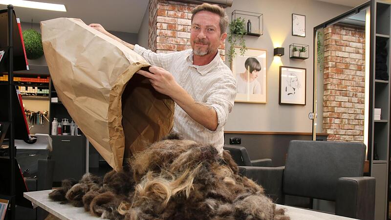 Woche für Woche fallen in Frank Walthers Friseursalon eine Menge Haare an. Die wandern nicht in den Müll, sondern dienen einem guten Zweck.
