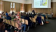 Kostenlose Fachvorträge gab es im Rathaussaal in Herzogenaurach zu hören.