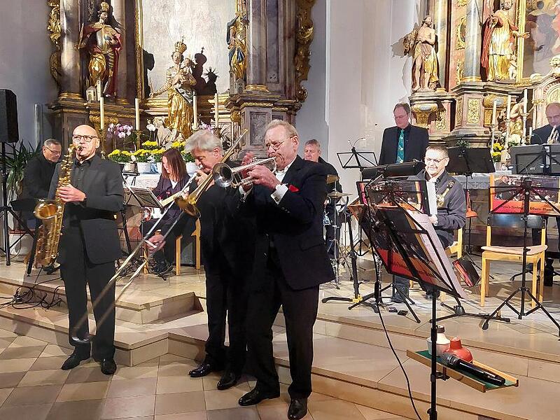 Eine Zeitreise durch die Welt des Jazz und des Blues war das Konzert in der Pfarrkirche St. Wenzeslaus.