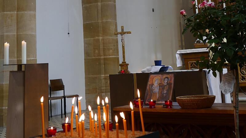 Um die Spendengelder f&uuml;r die Opferkerzen in der Kirche St. Elisabeth im Sand in Bamberg ist eine Posse entstanden.