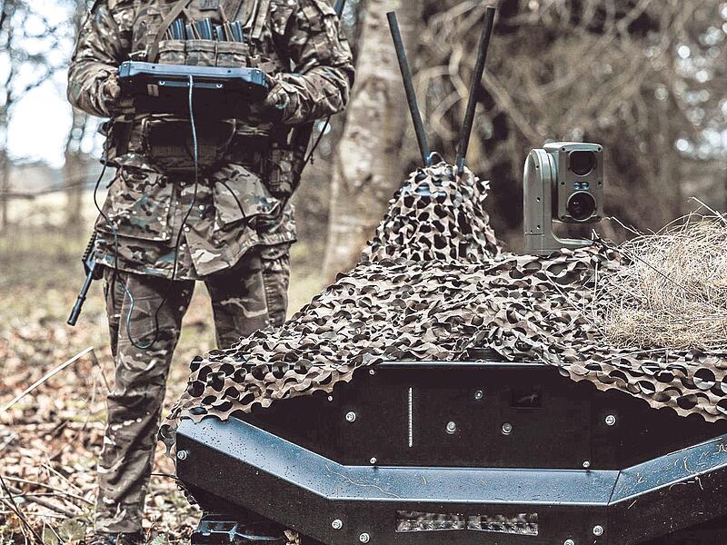 Eines der unbemannten Fahrzeuge von Arx Robotics: Die Roboter können unter anderem Drohnen bekämpfen. Eines der unbemannten Fahrzeuge von Arx Robotics: Die Roboter können unter anderem Drohnen bekämpfen.