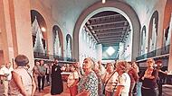 Die Seniorengruppe Detter hat auch die Kirche in Münsterschwarzach besichtigt. Bruder Josef führte die Gruppe herum.