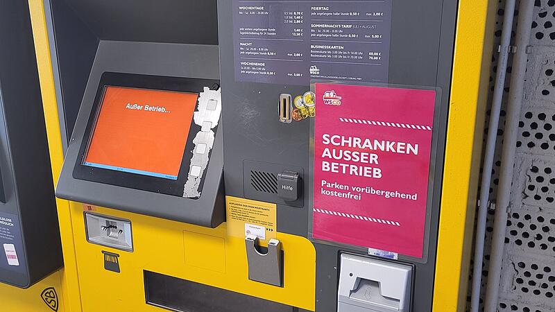 Dieser Anblick ist selten. Durch eine unvorhergesehene Störung ist das Parken aktuell kostenfrei.