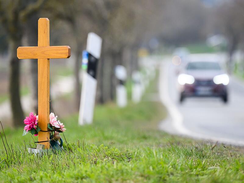 Verkehrsunfall auf Landstra&szlig;e