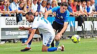 Dem FC Herzogenaurach gehen allmählich die Spieler aus: Hinter dem Einsatz von Tom Richter (rechts) am Sonntag gegen den SC Schwabach steht noch ein Fragezeichen. Sportfoto Zink Dem FC Herzogenaurach gehen allmählich die Spieler aus: Hinter dem Einsatz von Tom Richter (rechts) am Sonntag gegen den SC Schwabach steht noch ein Fragezeichen. Sportfoto Zink