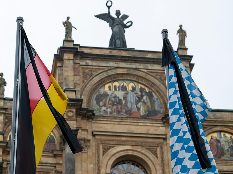 Trauerbeflaggung in Bayern