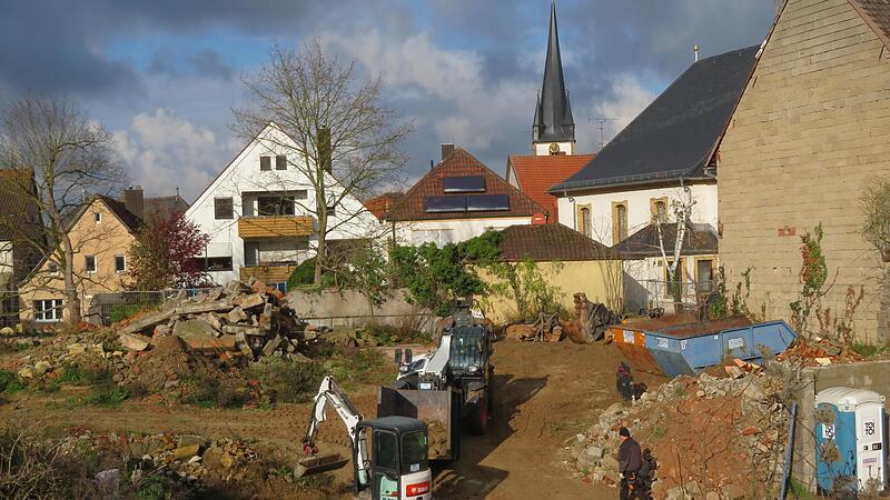 Die Vorbereitungen f&uuml;r die Abrissarbeiten auf dem B&auml;ren-Gel&auml;nde laufen wieder an. Eine neue Firma ist gefunden worden.