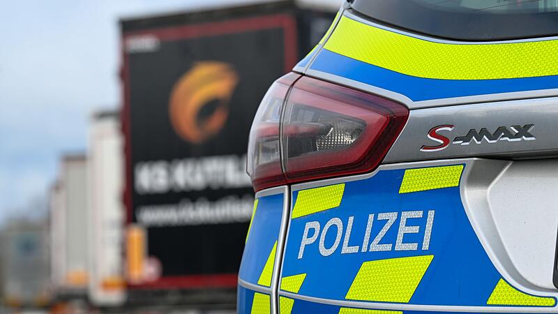 Sachsen-Anhalts Polizei kontrolliert Lastwagen und Busse